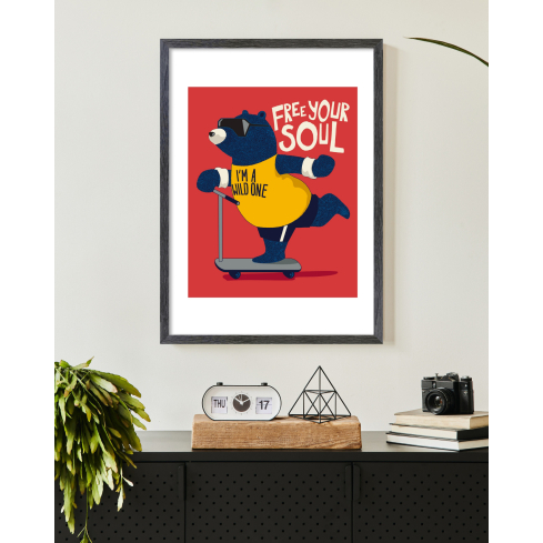 Poster WILD BEAR musta raamiga