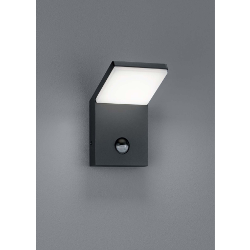 Fassaadivalgusti PEARL anduriga antratsiit